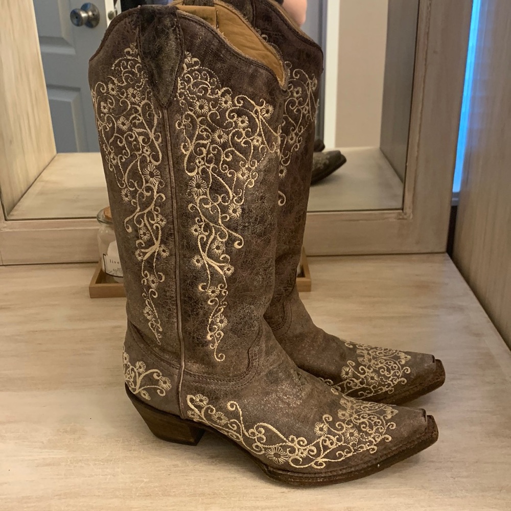 CORRAL BOOTS